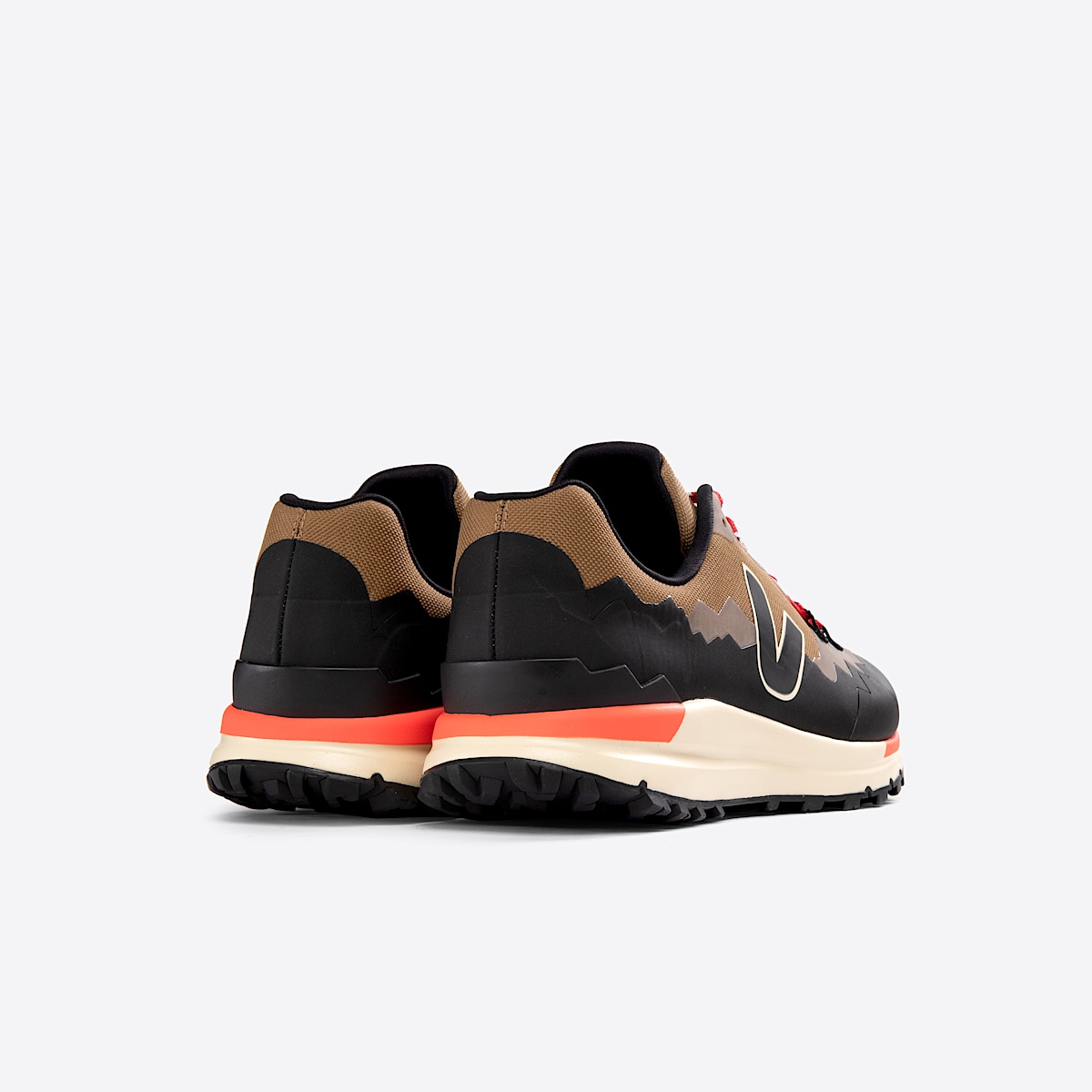 FITZ ROY TREK-SHELL VEJA X CENTRE COMMERCIAL TERRA - Image 3