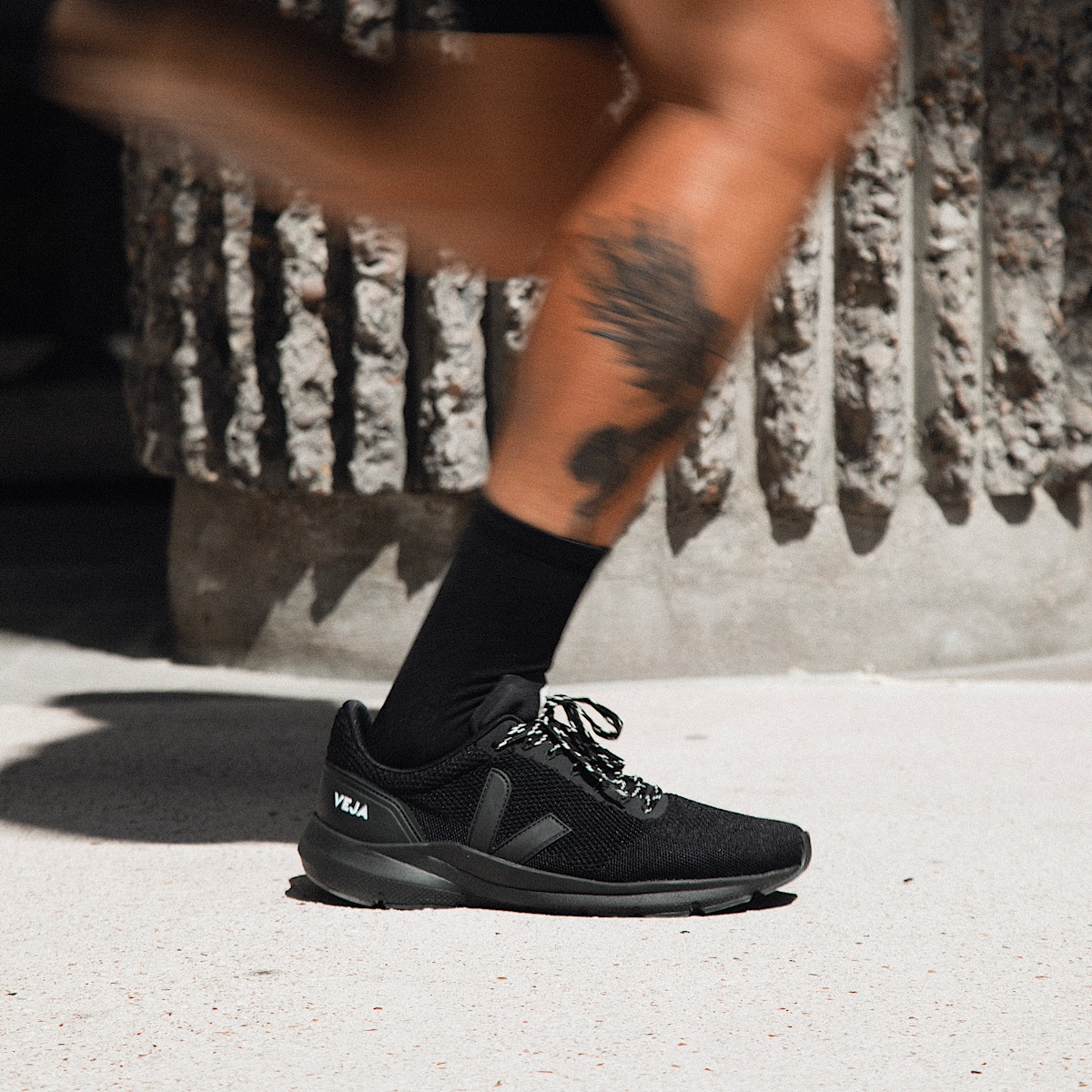 MARLIN V-KNIT FULL BLACK - Image 4