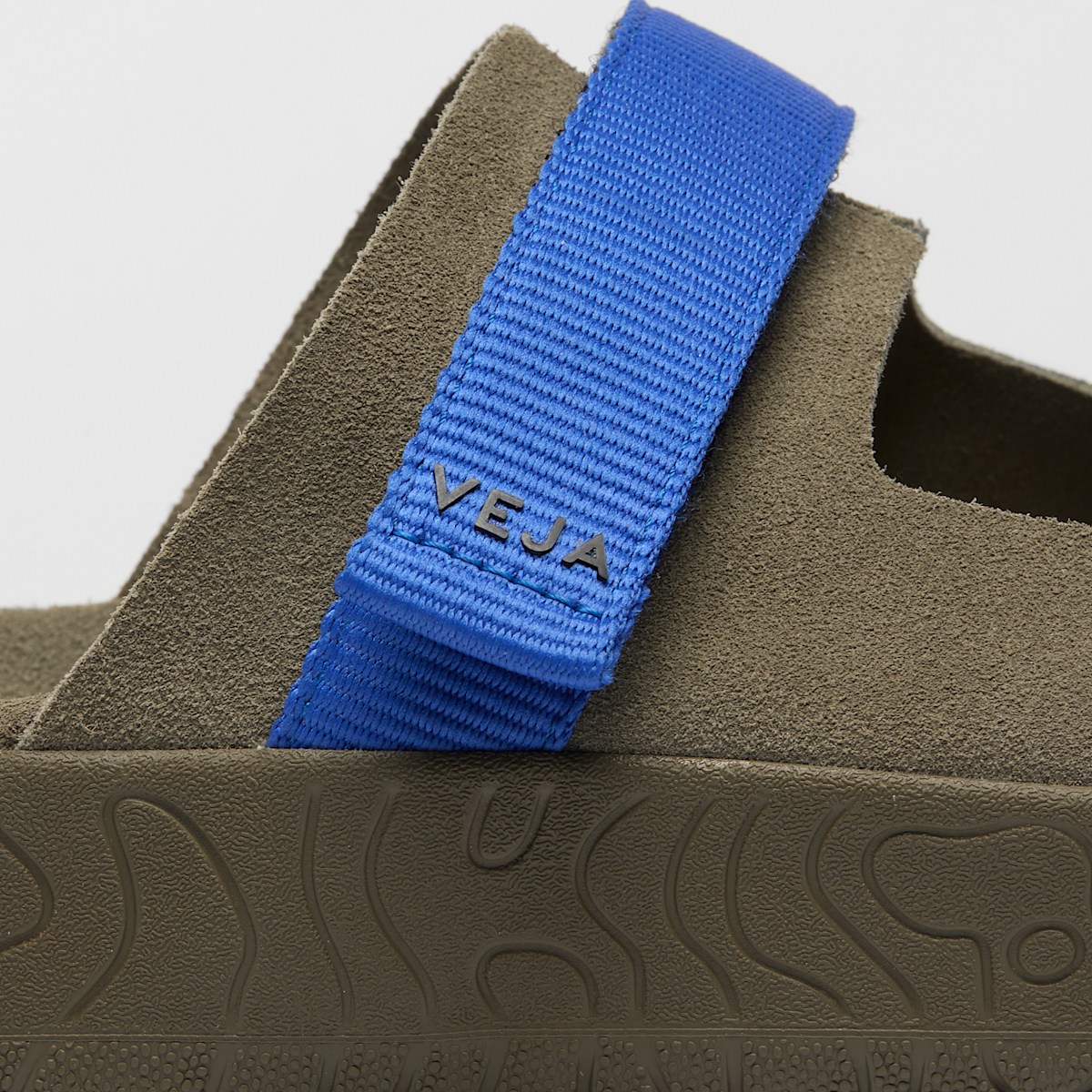 ARPOADOR SUEDE VEJA X WORKING TITLE KAKI - Image 3