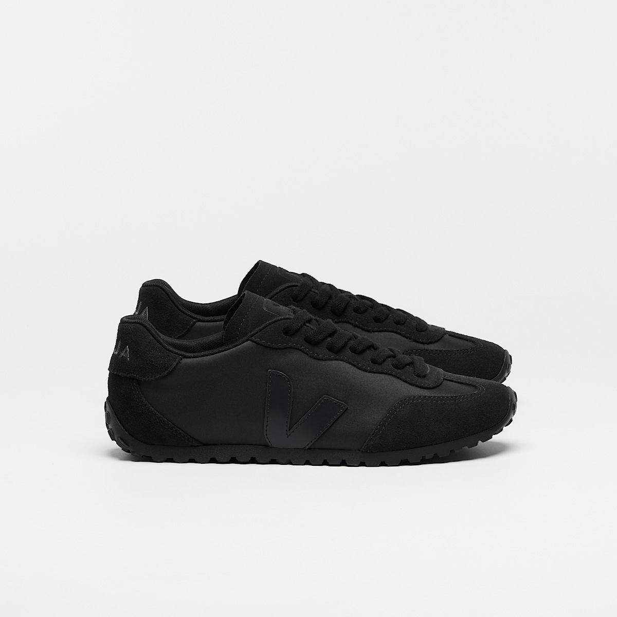 GT NOLYN FULL BLACK