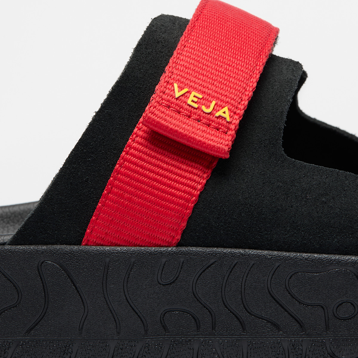 ARPOADOR SUEDE VEJA X HOMECORE PEKIN PAROS BLACK - Image 3