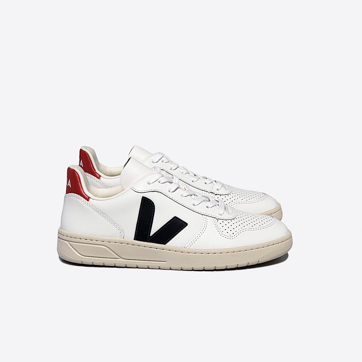 V-10 LEATHER WHITE NAUTICO PEKIN
