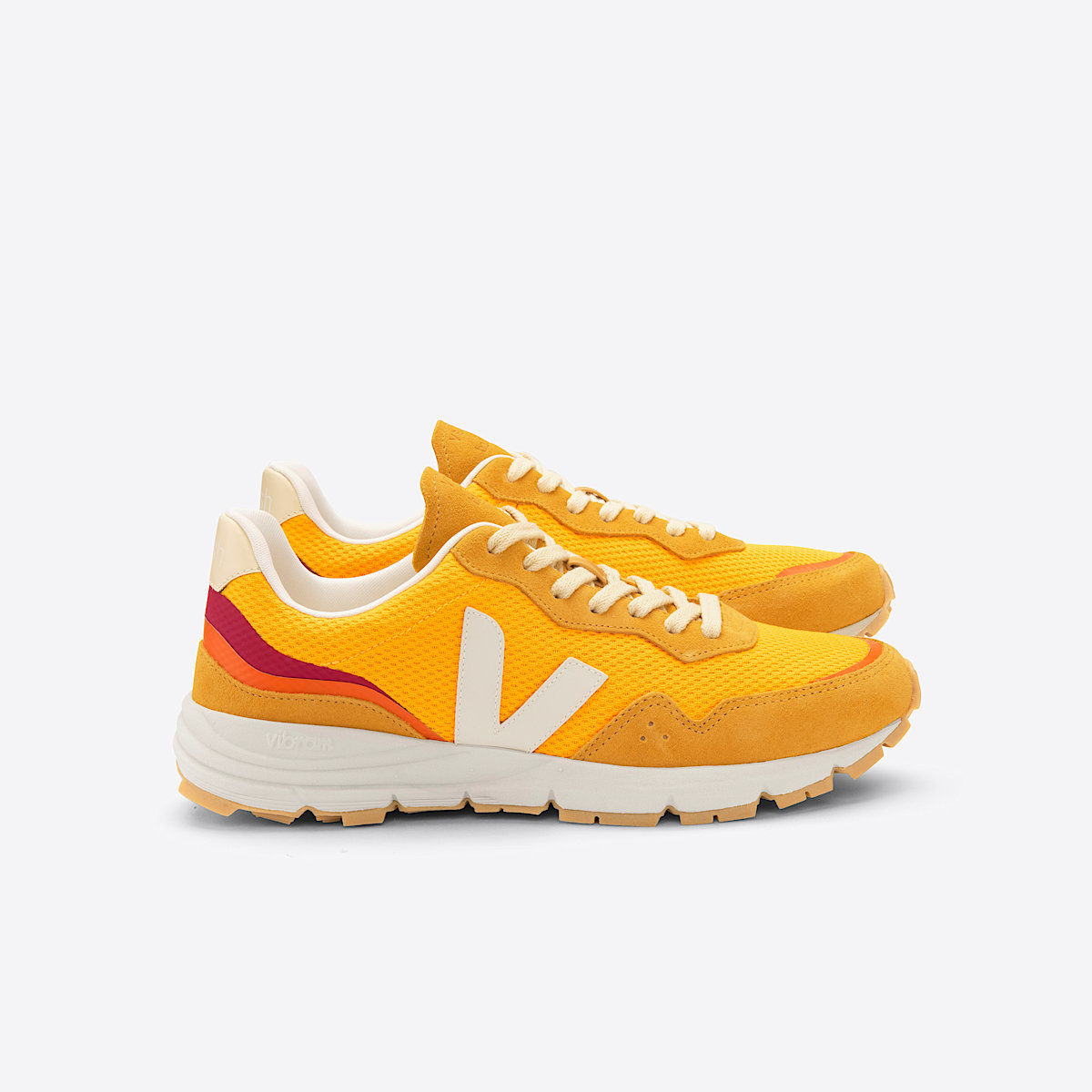 VEJA X BA&SH OURO PIERRE
